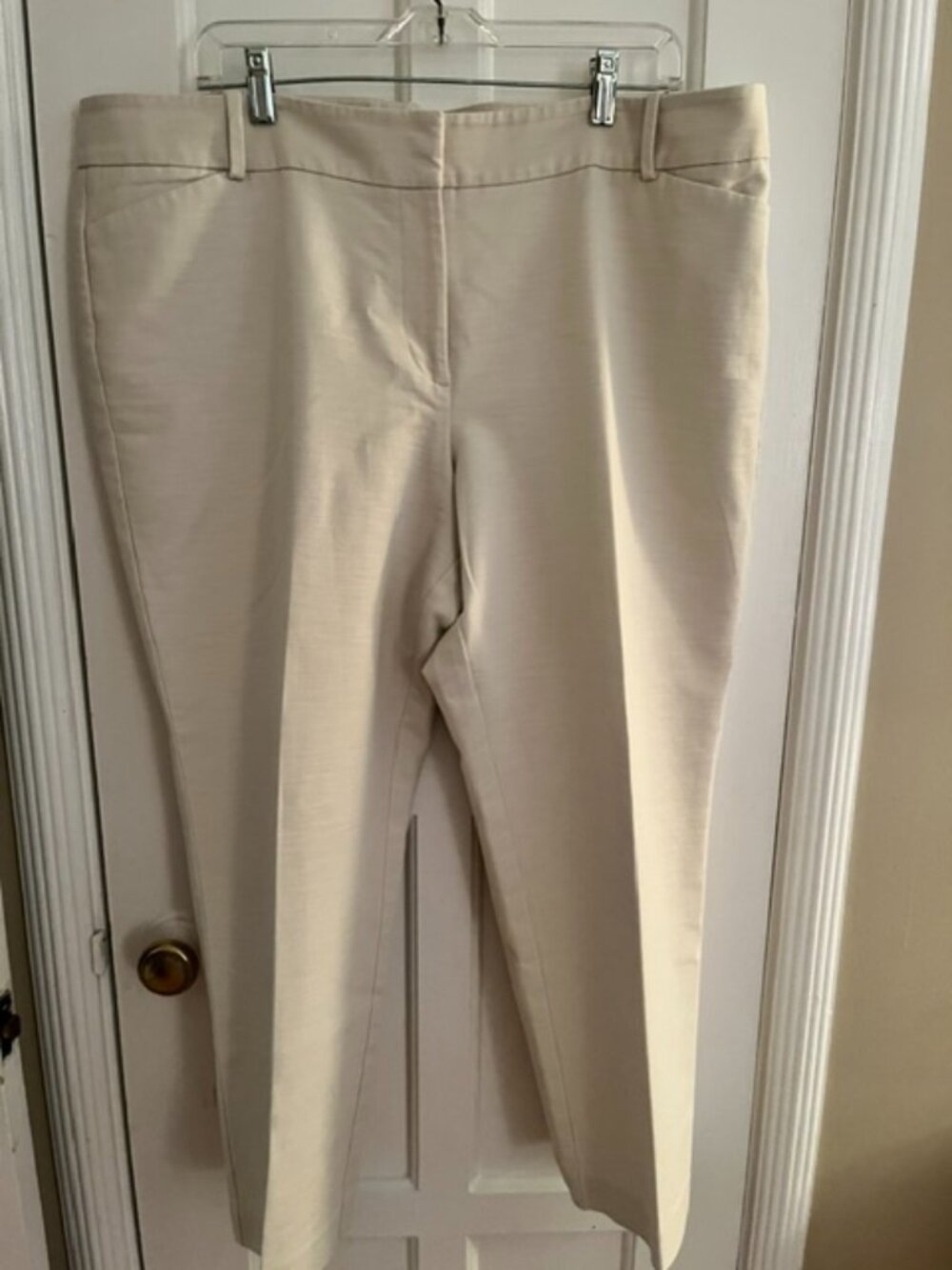 ANN TAYLOR CREAM ANKLE PANTS, 18 CURVY, TEXTURED COTTON FABRIC, DRESSY; EUC